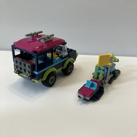 Lego Friends 41323 Snow Resort Chalet & 41321 Off-Roader w Minifigs & Dog Lot