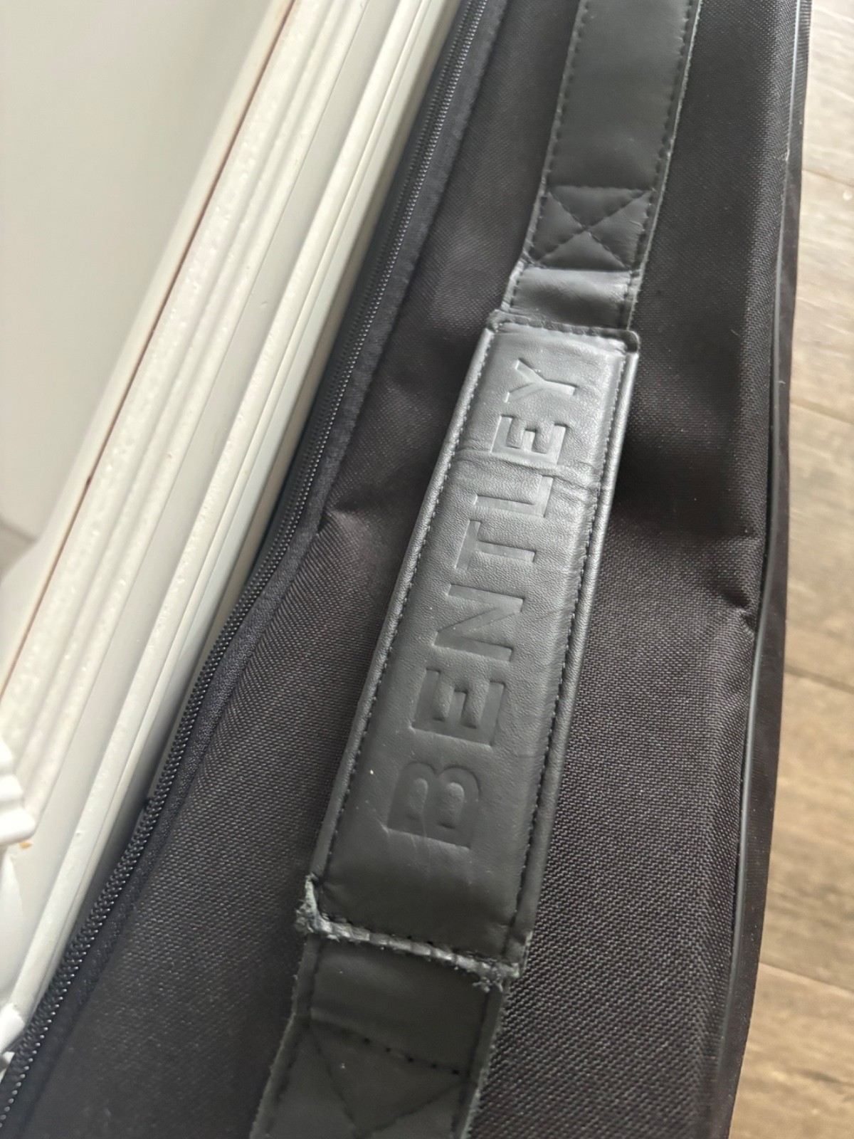 Bentley GTC convertible wind screen deflector - like new condition case included