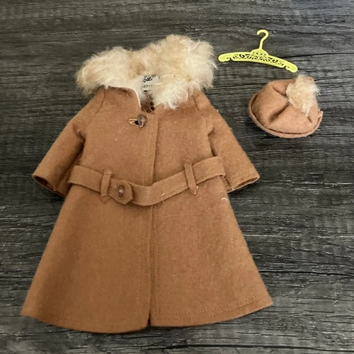 Vintage Barbie 819 It's Cold Outside COMPLETE Winter Coat & Hat Set - 1964 MINTY