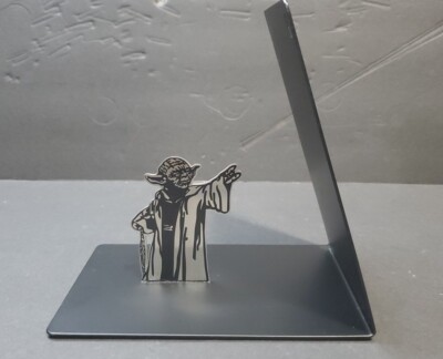 1pc Star Wars Master Yoda Metal Bookrack BookShelf BOOKENDS Book Holders 6.5'' T