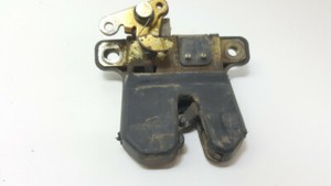 Volkswagen PASSAT B5 1997 Schloss Heckklappe Kofferraumdeckel GUST22203