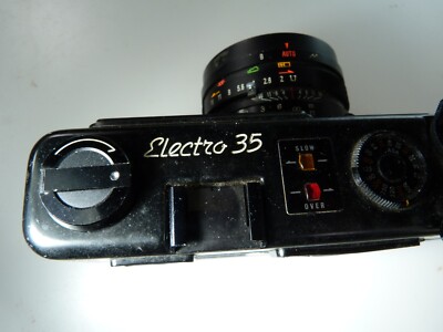 VINTAGE BLACK YASHICA ELECTRO 35 GT W YASHINON-DX 45/1.7 LENS