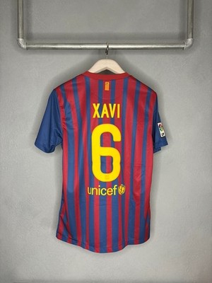 FC Barcelona   XAVI HERNANDEZ   2011/2012   Heim Trikot   L