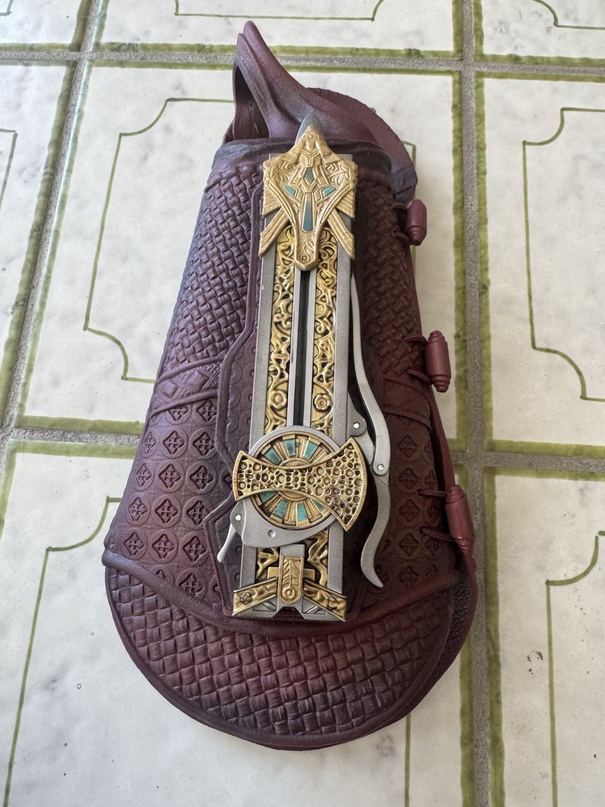 Assassins Creed Hidden Blade Of Aguilar Ubisoft Cosplay Rubber Globe Gauntlet