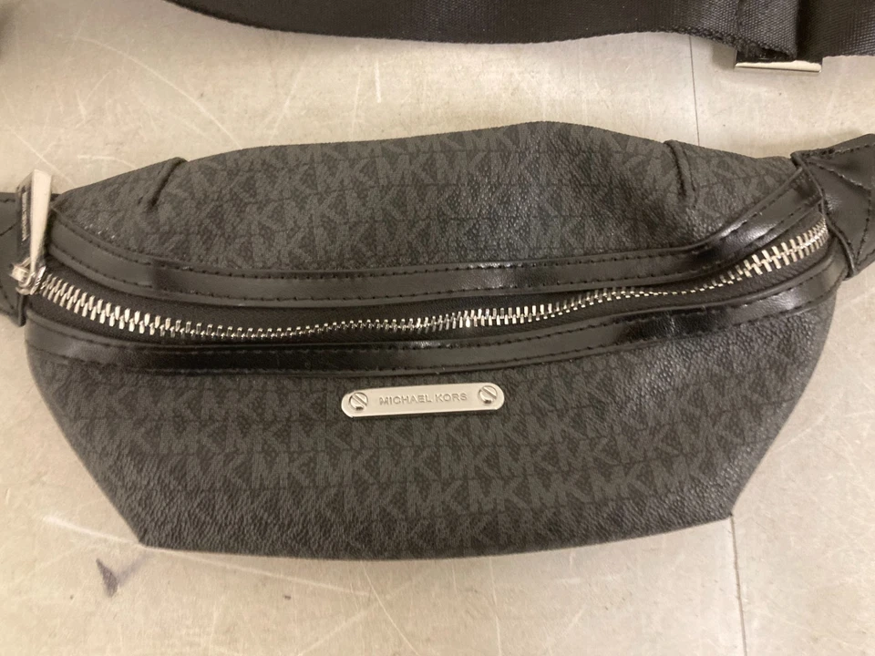 Michael Kors Cooper Men Lady Women Mini Shoulder Crossbody Belt Bag Fanny pack - Image 4 of 4