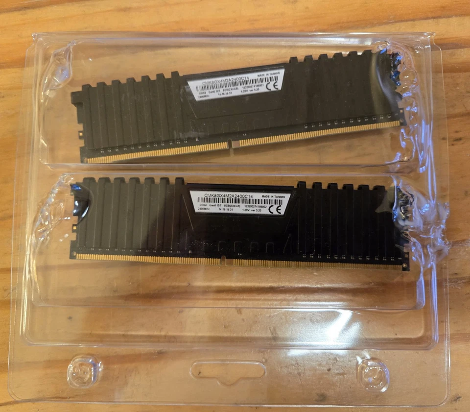 Corsair Vengeance LPX DDR4 8GB RAM (2x4GB Kit) XMP UP TO 2400MHZ Desktop RAM - Image 2 of 2