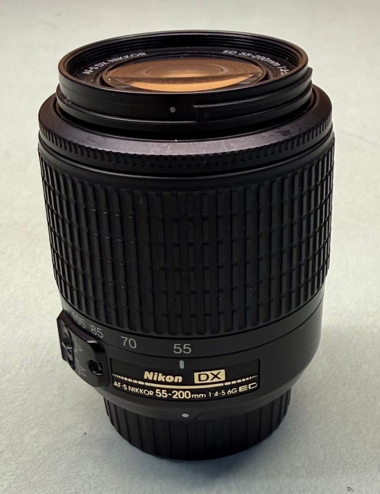 AF-S DX VR Zoom Nikkor 55-200mm f/4-5.6 Amazon.com : Nikon 55-200mm