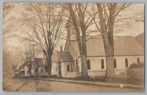 Proctorsville Vermont VT Main Street Holy Name Of Mary Church RPPC Postcard 1921 - Imagen 1 de 2