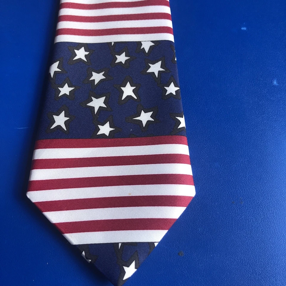 Corbata Hombre 58” Bandera EE. UU. Rayas y Estrellas Bandera Carter & Holmes 100% Poliéster 326 Foto 2 de 4