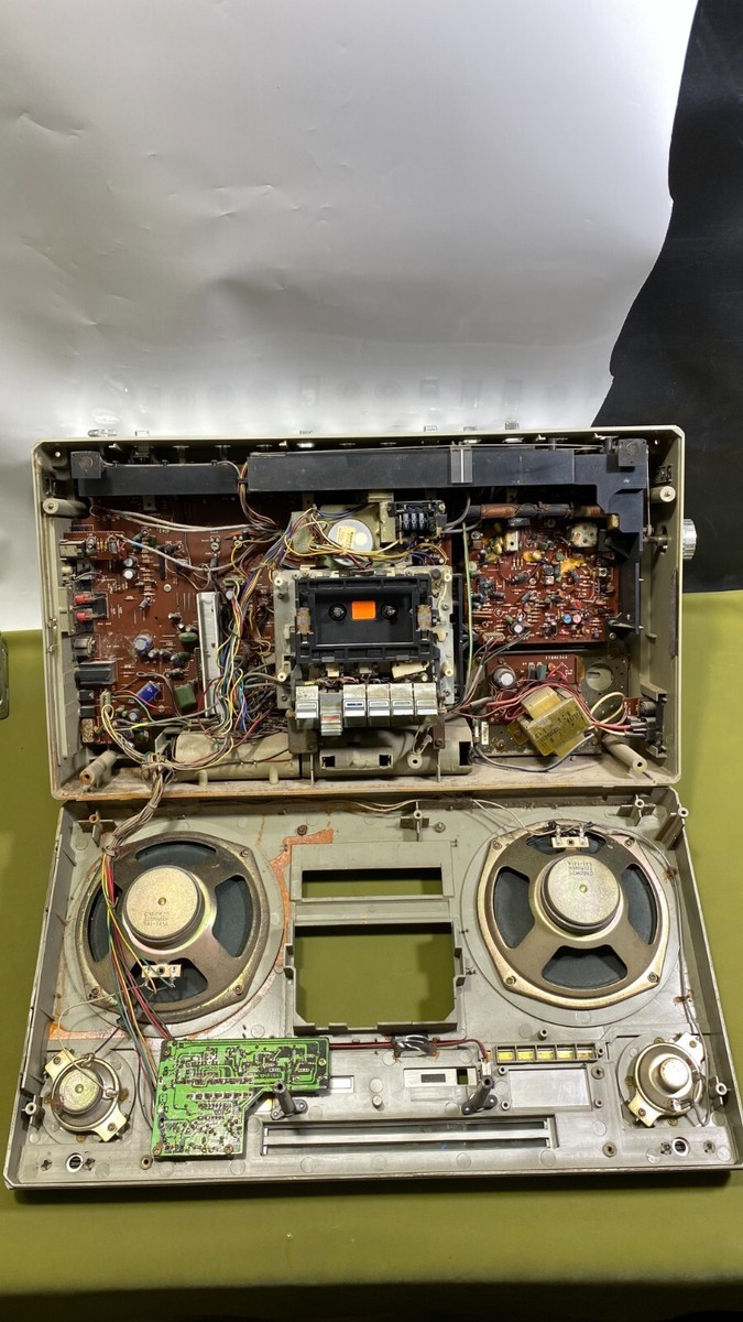 Vintage Goldstar TSR 580 Ghetto Blaster Boombox Stereo Radio