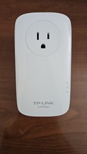 TP-LINK AV1200 1-port Gigabit Passthrough Powerline