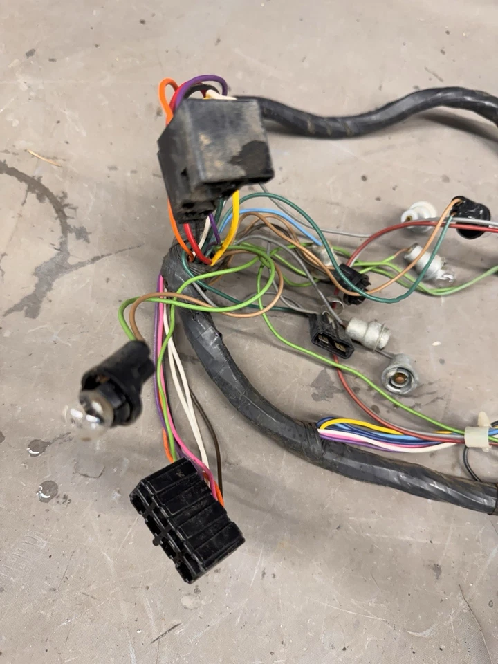 Chevy Impala Biscayne Belair 1961 1962 tablero bloque de fusibles arnés de cableado principal aire Foto 2 de 4