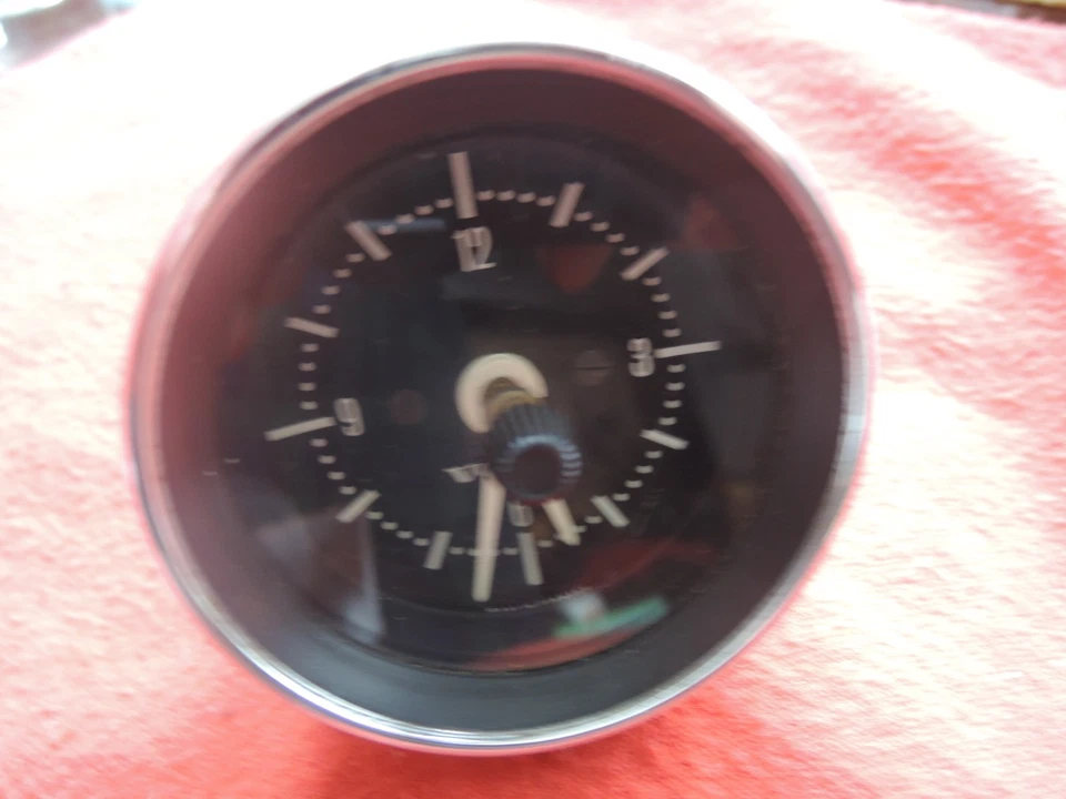 VOLVO 164 E Used Original Round DASHBOARD CLOCK by KIENZLE / VDO Untested - Image 2 of 4