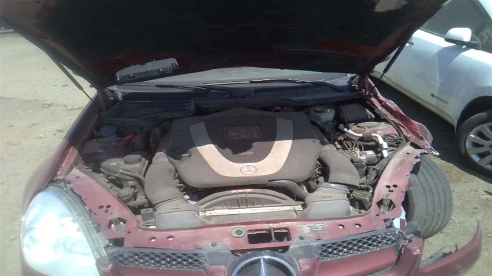 Passenger Corner/Park Light 171 Type Fog-driving Fits 05-11 MERCEDES SLK - Image 3 of 4