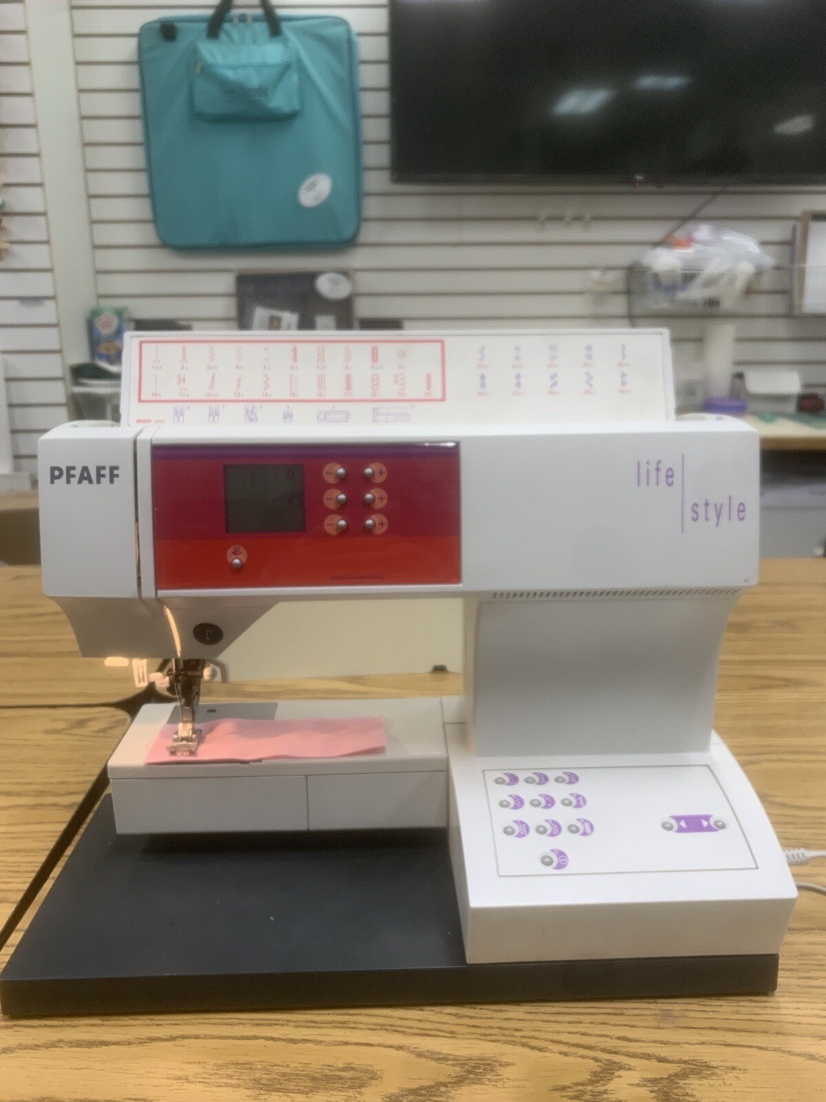 Pfaff 2022 Sewing Machine eBay