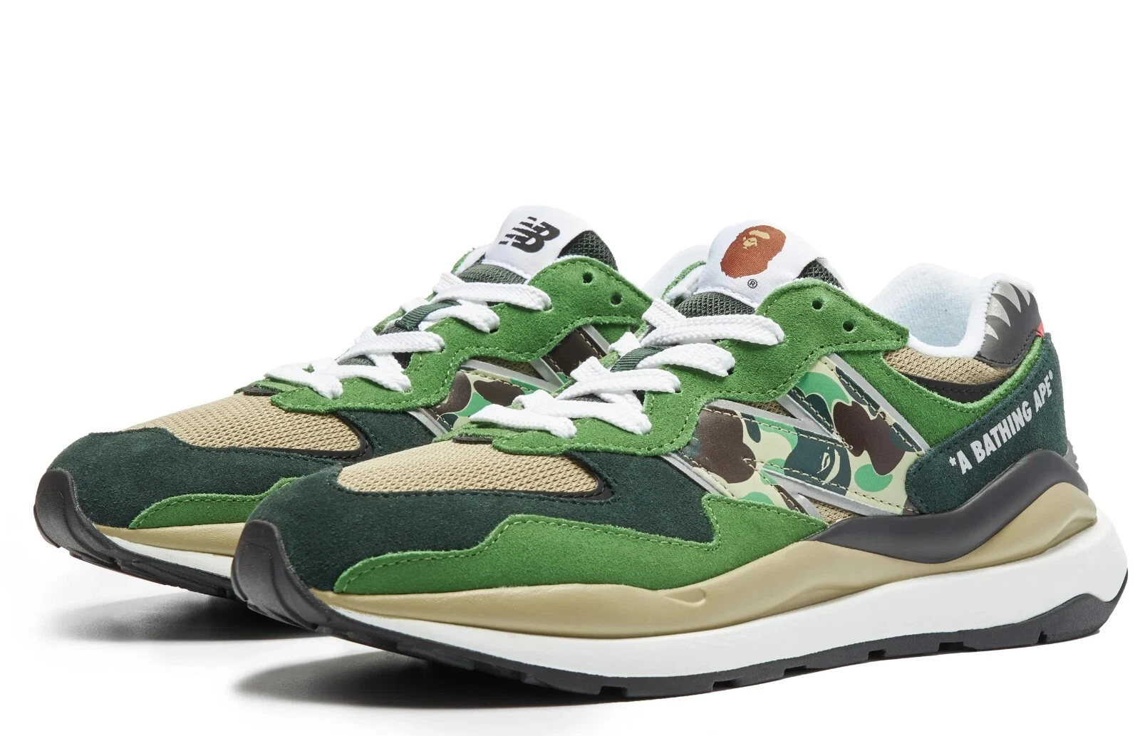 Bape x New Balance 57 40 verde M5740BAE taglia 9 NUOVO