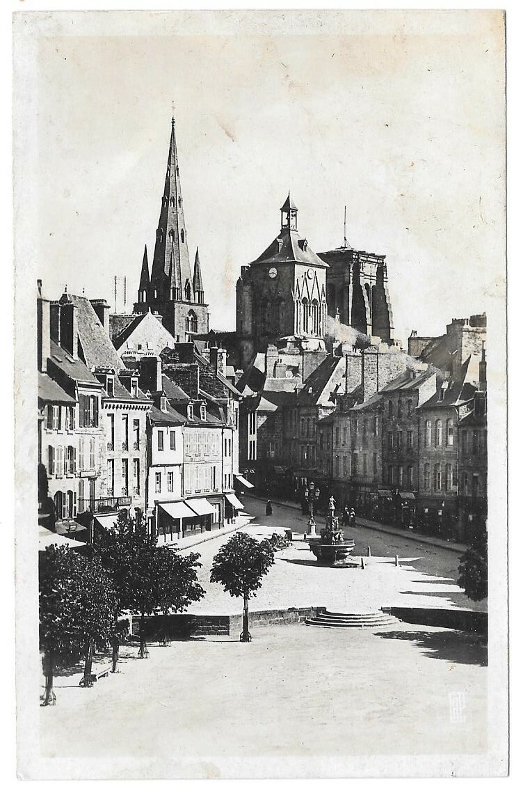 Carte Postale Ancienne Guingamp - Début 1900, Scène De Rue Animée, Photo Exceptionnelle