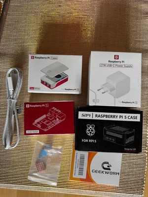 Raspberry Pi 5 4GB RAM Inkl. Netzteil, Gehäuse, NVMe Erweiterung, HDMI Kabel