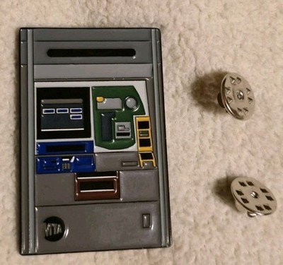 NYC MTA TA subway Metrocard MVM machine pin new free shipping