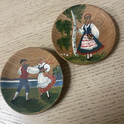 PAIR of 4  Hand Painted wooden plates marked Suomi Finland beautiful colors!!