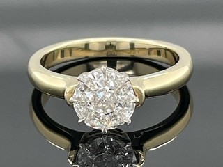 RING GR.17 (CA. 53) AUS 585/ GG|WG MIT DIAMANTKOMPOSITION SCHMUCKJAGD
