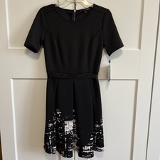 Elie Tahari NYC Skyline Fit & Flare Scuba  Dress Woman Size 4 New With Tags