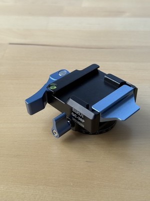 SIRUI Arca Halterung w/ 360° Panoramic 1/4'' and 3/8'' Thread QC-38P