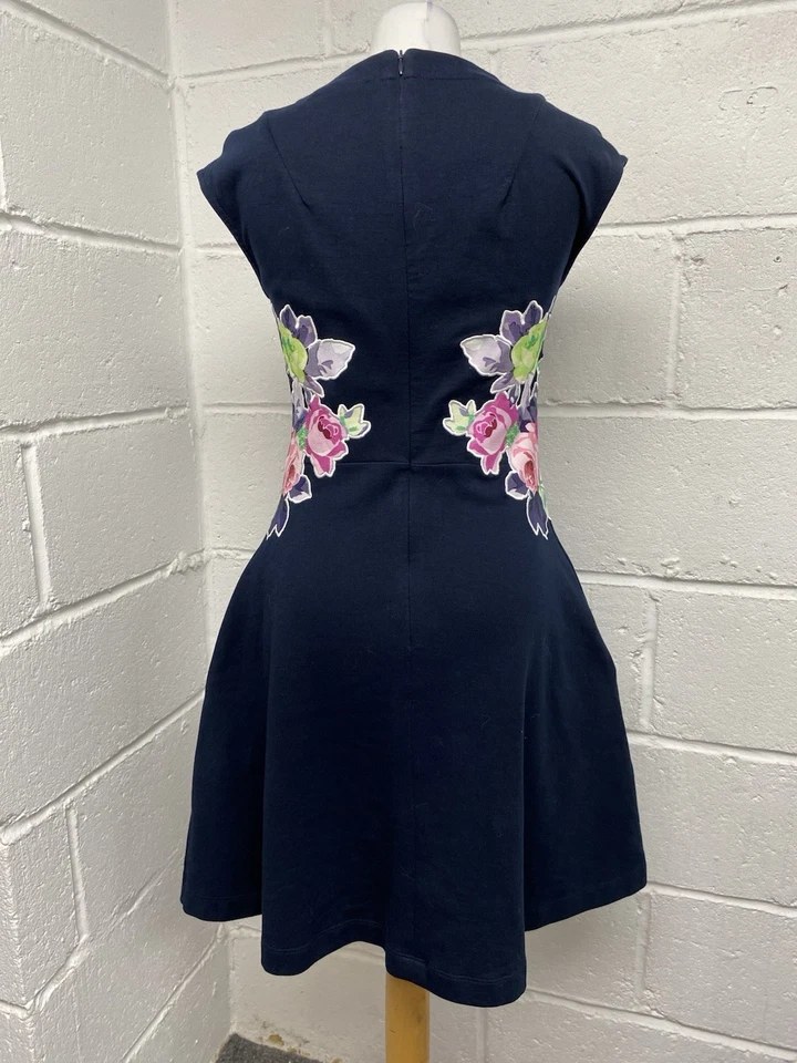 Carven Navy Blue Skater Dress With Bright Floral Embellishment Size S PK - Image 3 of 4