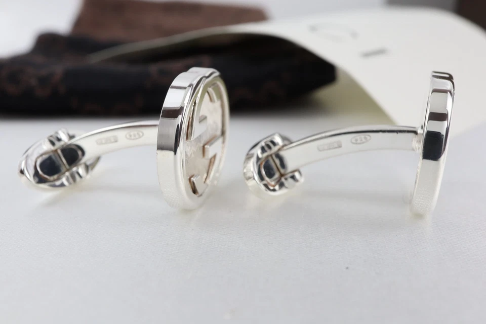 Abotoaduras GUCCI vintage com logotipo GG intertravado prata esterlina 925 Itália com caixa - Imagem 3 de 4