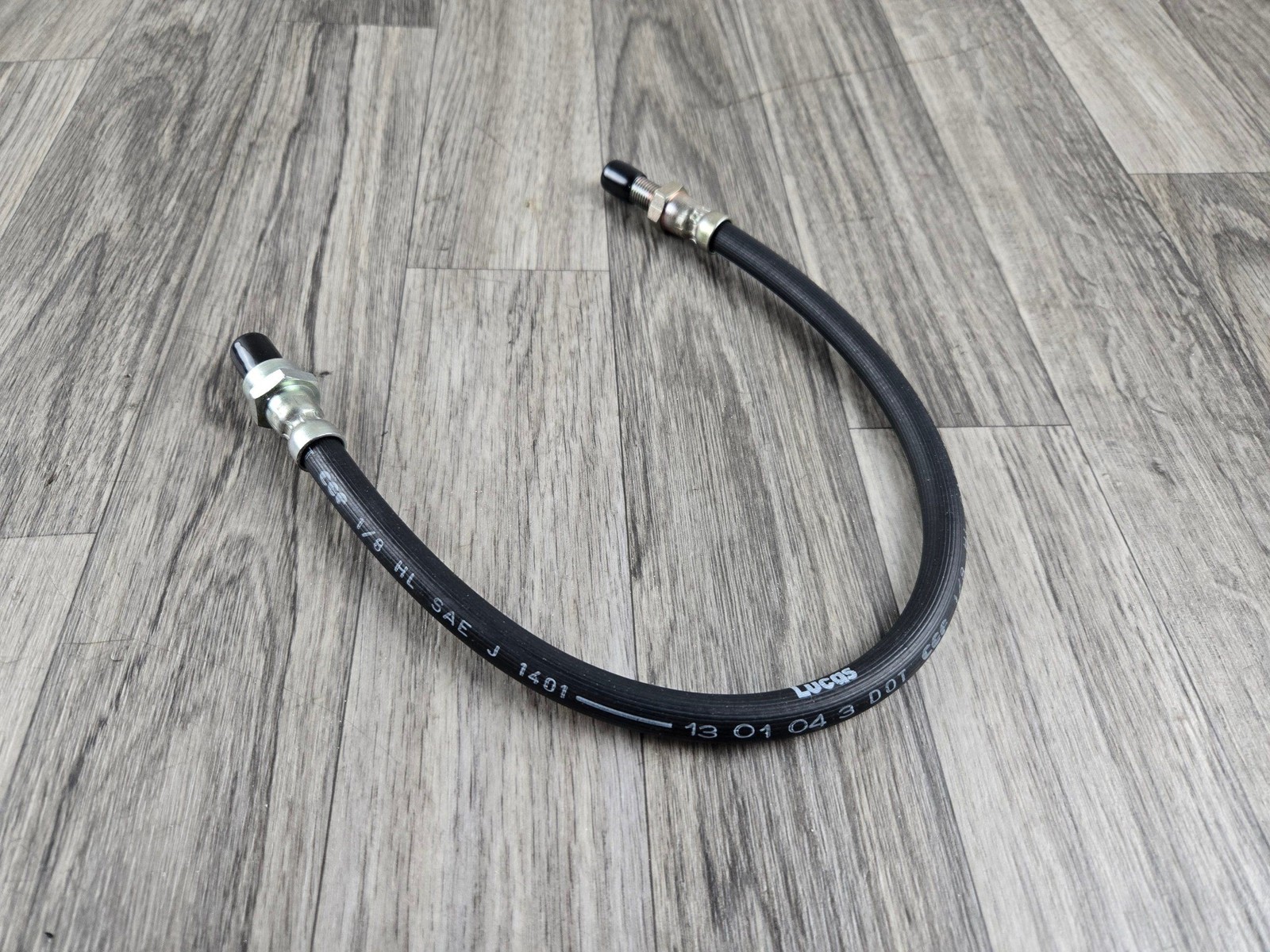 Bentley & Rolls Royce Rear Brake Hose Outer Suspension CD6249