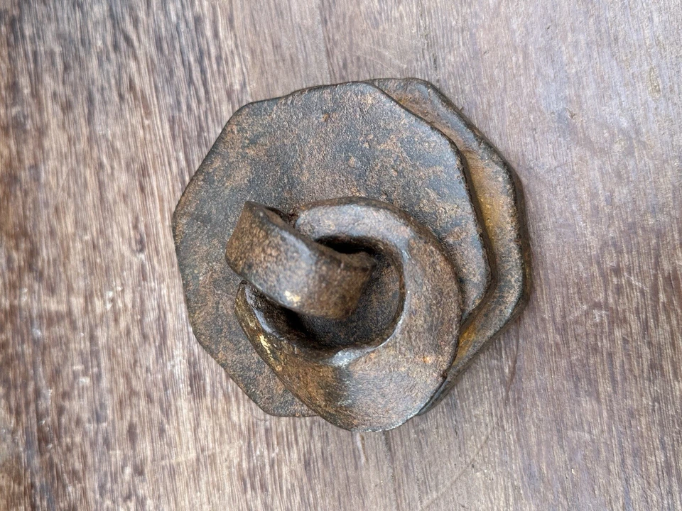 Peso antigo de metal forjado à mão Baat 1890 - Imagem 2 de 4