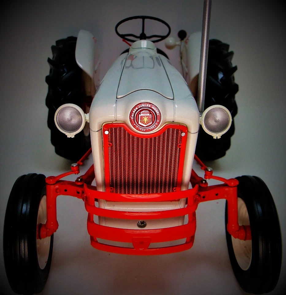 Ford Farm Tractor 1950s Vintage Machinery 1 12 Model Diecast J Rare - Image 4 of 4