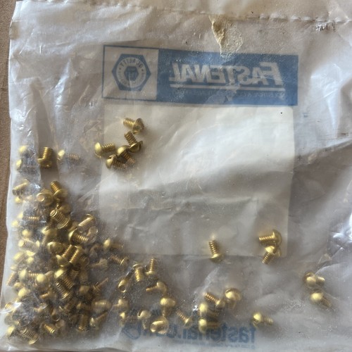 100 Fastenal® #8-32 1/4" Finish Messing Schraube - Bild 2 von 2