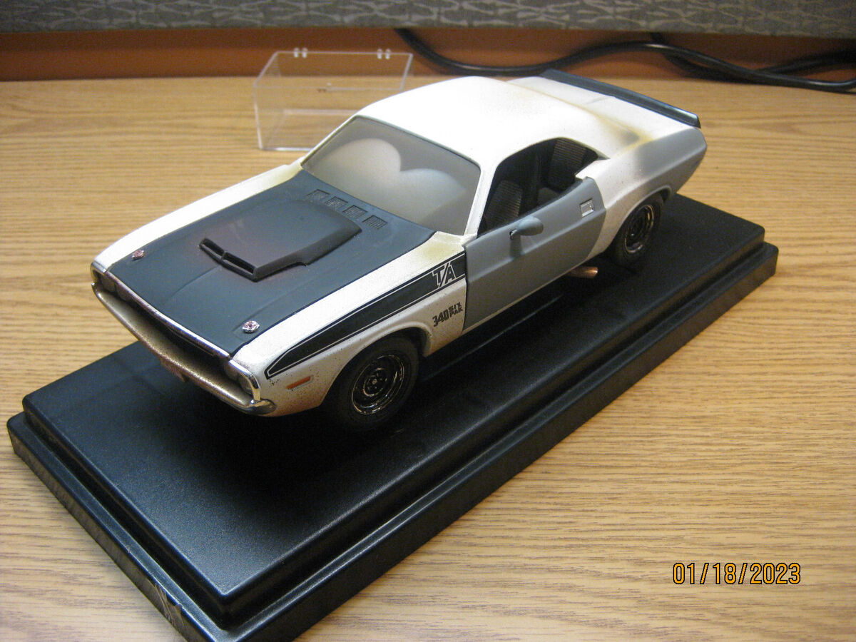 1/18 1970 DODGE CHALLENGER T/A ERTL AMERICAN MUSCLE #36683 1/18 1970 DODGE CHALLENGER T/A ERTL AMERICAN MUSCLE #36683