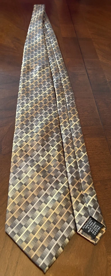Stafford Gold Hand Made 100% Polyester Men’s Neck Tie Made In China - Image 3 of 4