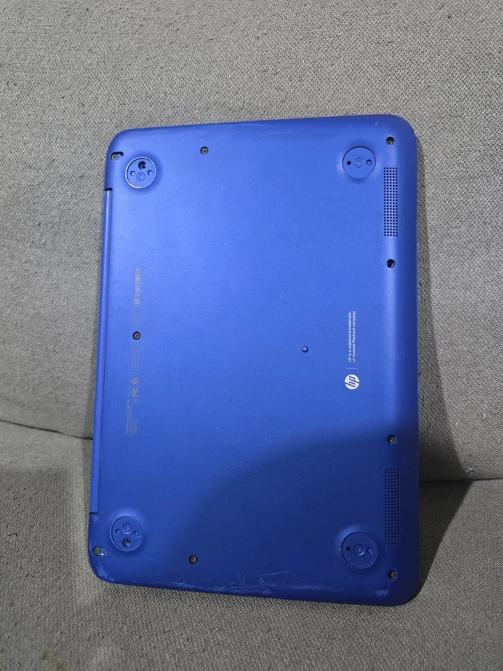 HP Stream 11-d010wm 11.6in. (32GB, Intel Celeron N, 2.58GHz, 2GB) - Image 3 of 4