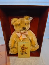 Steiff Jackie 1953 Replica Bear w/Box, Tag, COA 0190/25 -- 10" W/ Stand