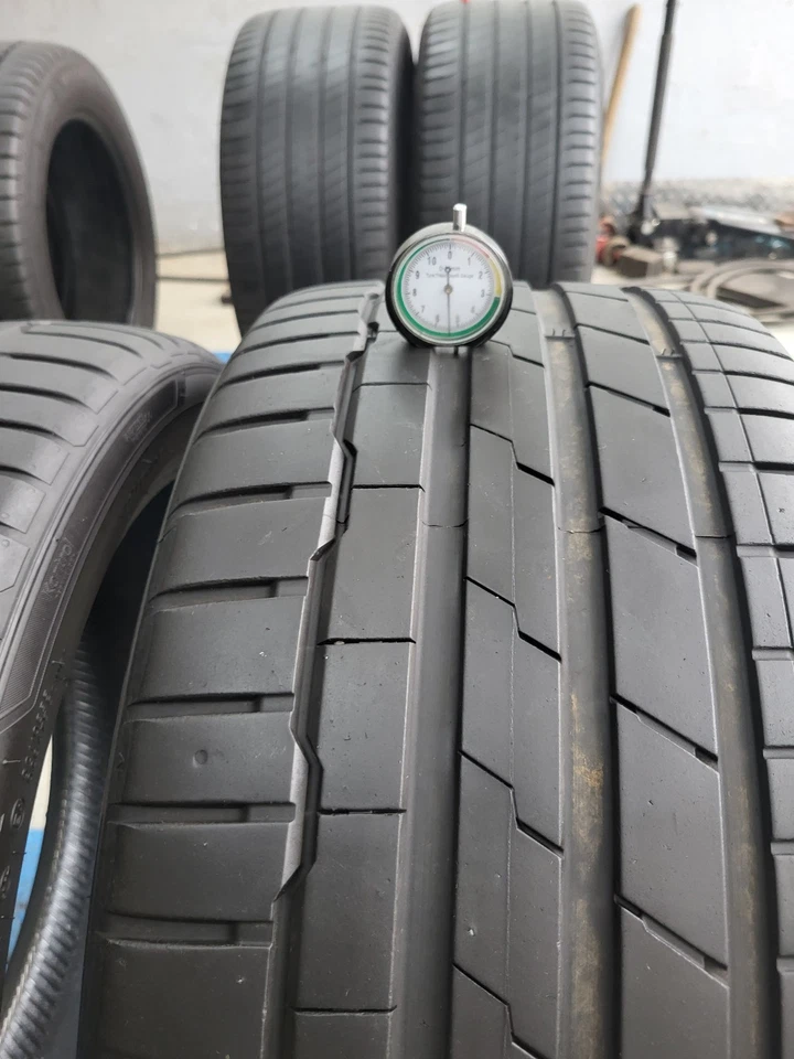 2x 275/35 ZR20 102Y Hankook Ventus S1 evo 3,DOT 0923 mit 5,5 mm Profil - Bild 3 von 4