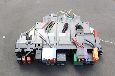 2000-2006 MERCEDES W220 S500 RELAY FUSE BOX MODULE C397