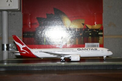 Phoenix　787 N787BA 1:200 Phoenix 1:200 House Colors Boeing 787-8 N787BA Rollout 20026