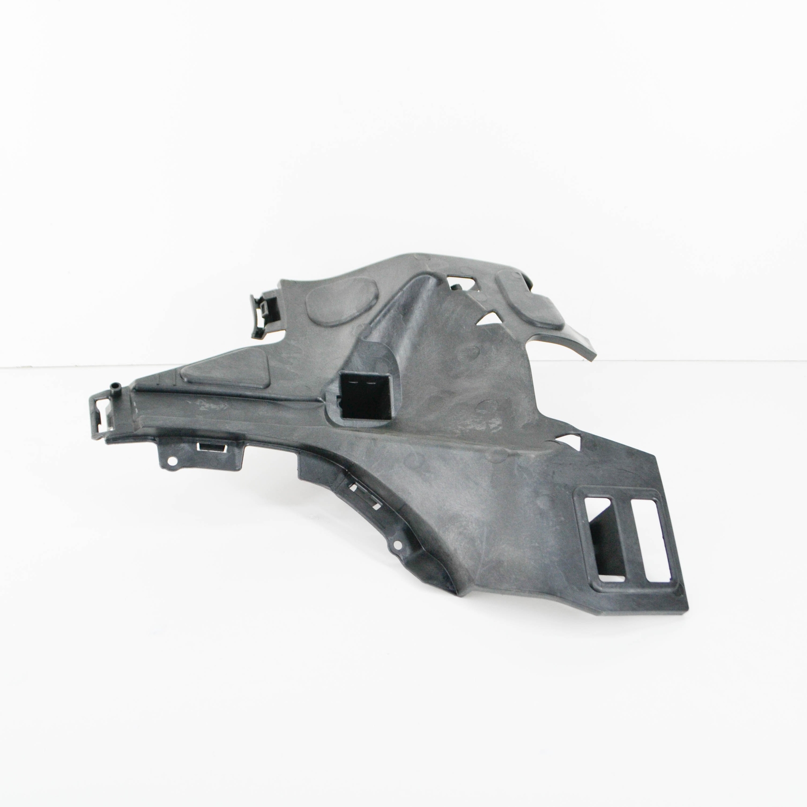 Volvo Xc40 Front Left Bumper Bracket 31449362 Genuine for sale 