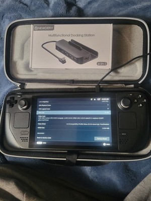 Valve Steam Deck 512GB LCD Handheld Console