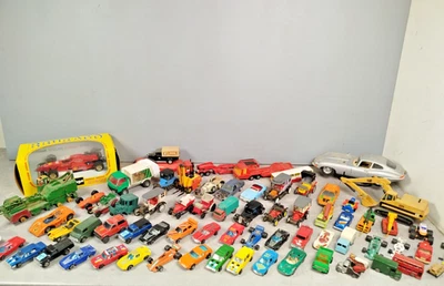 Lot +70 VEHICULES VOITURES Miniatures Camions Chantier Dinky Toys Burago D4 - Photo 1/4