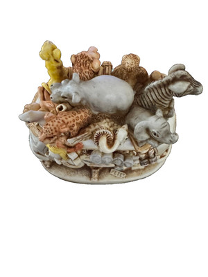 ED'S SAFARI II #TJSA3 Box Figurine HARMONY KINGDOM TREASURE JEST Calvesbert