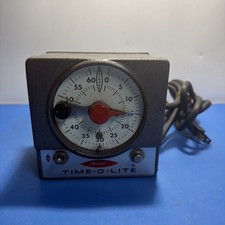 Vintage Industrial Timer Corporation TIME-O-LITE Darkroom Model M-59