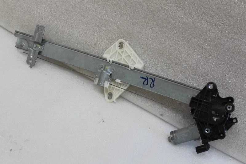 Regulador de ventana de puerta trasera lado pasajero derecho Acura TLX 2015 con motor Foto 2 de 4