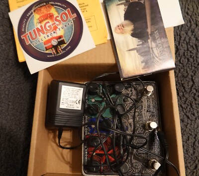Electro-Harmonix Tone Tattoo Analoger Multieffekt mit Netzgerät