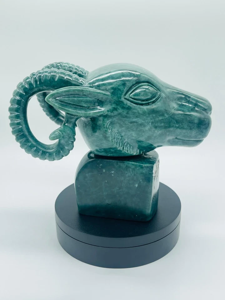 手工制作玉兰头雕塑-独特艺术作品- — 第 2/3 张图片