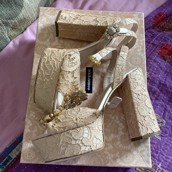 Dolce & Gabbana Lace Taormina Platform Sandals; Size EU 40