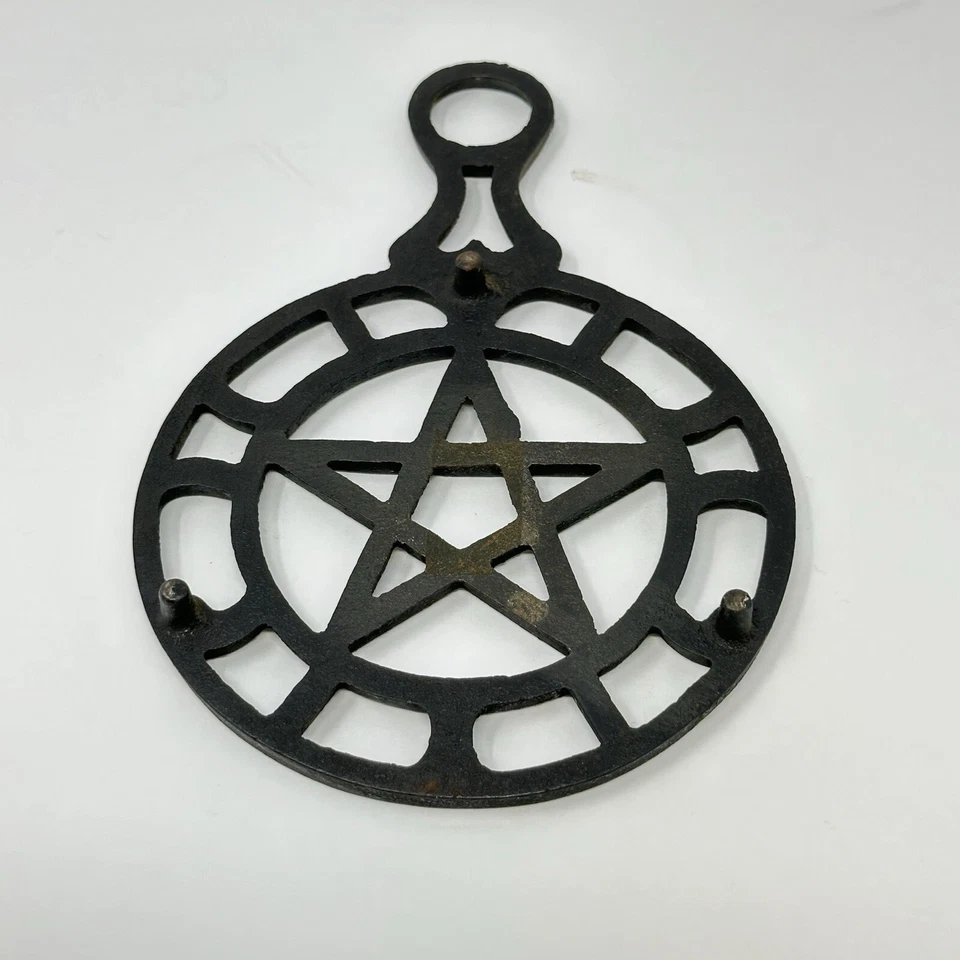 Remache PENTAGRAMA de hierro fundido vintage de 5 puntas estrella negro de 3 patas Foto 3 de 4